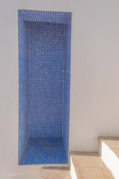 Colors Pool House *